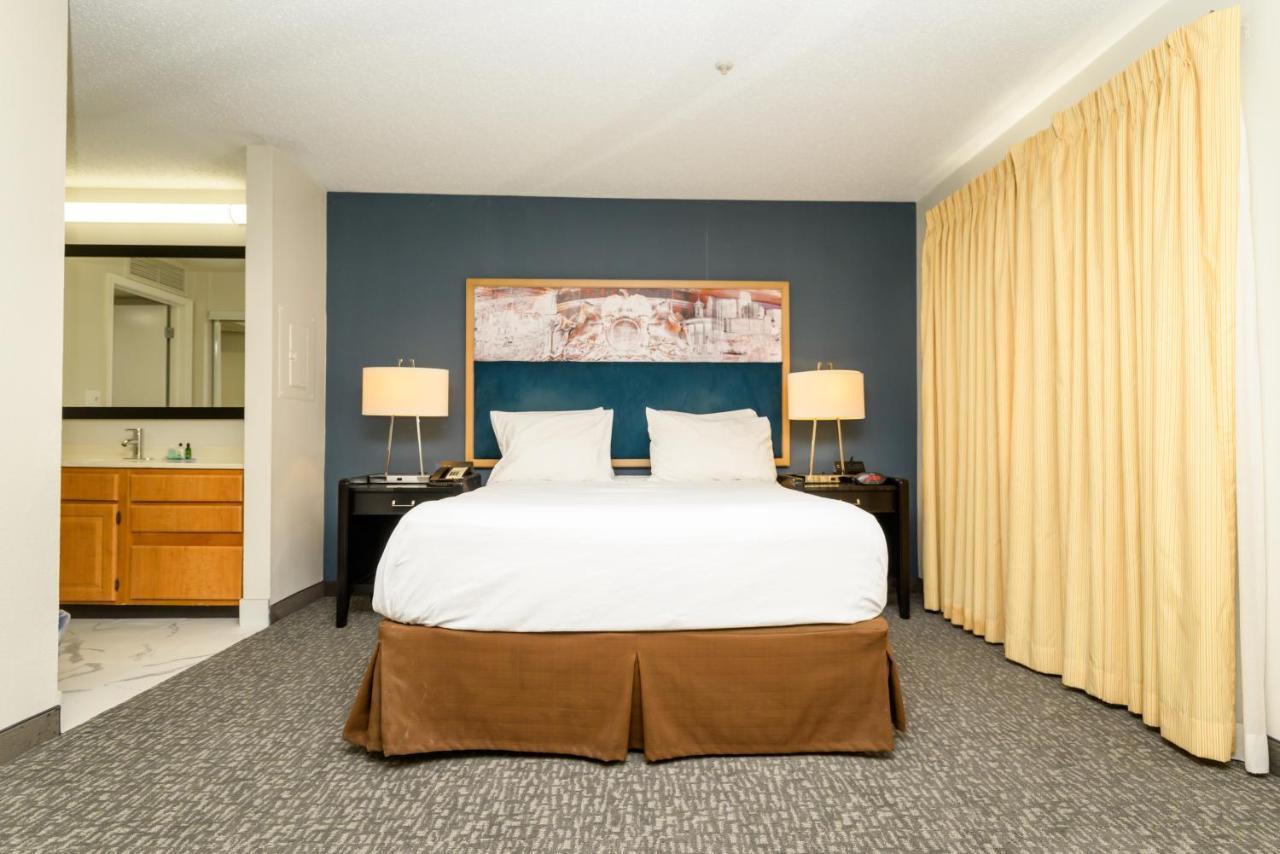 Philadelphia Suites At Airport - An Extended Stay Hotel Bagian luar foto